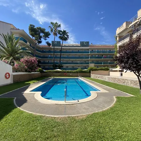R128 Camen Apartment *